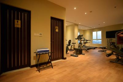 استراتو هتل بای وارویک