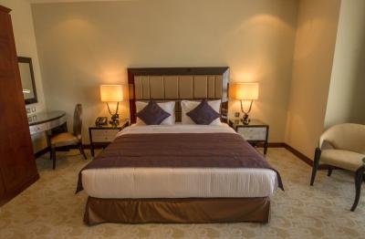 استراتو هتل بای وارویک