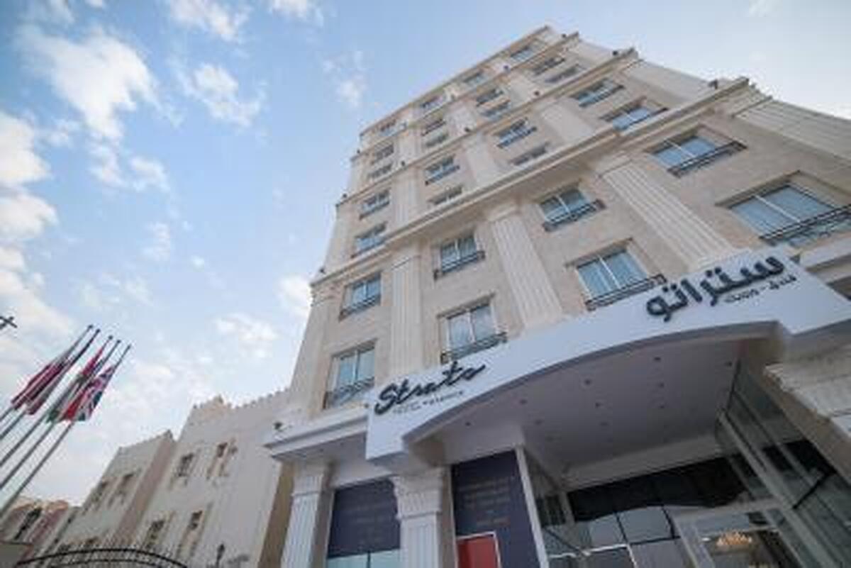 استراتو هتل بای وارویک