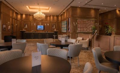 استراتو هتل بای وارویک