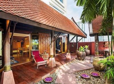 شرایتون گرند سوخومویت ای لاکچری کالکشن هتل