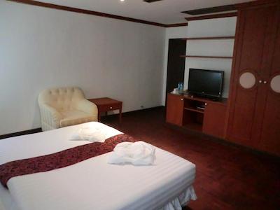 د ایکس پی بانکوک