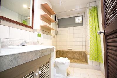 د ایکس پی بانکوک