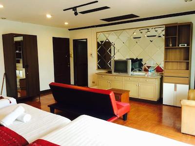 د ایکس پی بانکوک