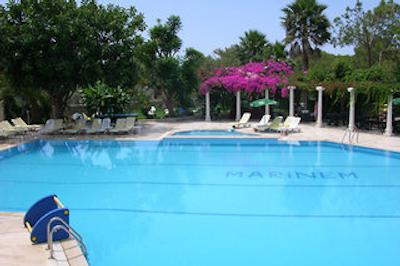 دیلروبا مارینم ریزورت