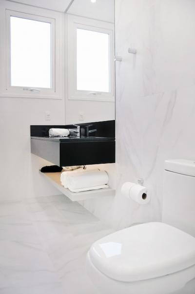 اسلاویرو اسنتیال بلومناو