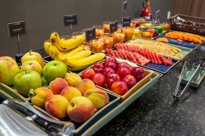 اسلاویرو اسنتیال بلومناو