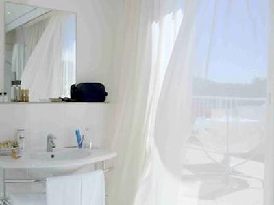 مرکور مارسیل سنتر پرادو هتل ولدرم