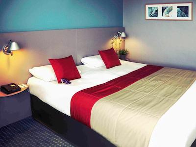 مرکور مارسیل سنتر پرادو هتل ولدرم