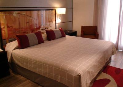 ه10 ونیورسیتات