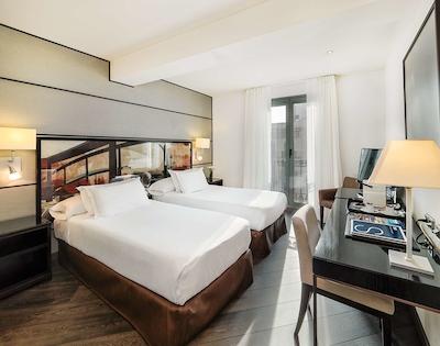 ه10 ونیورسیتات