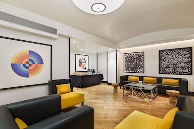 ه10 ونیورسیتات