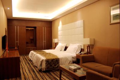 شنزهن ریلو استیشن هتل