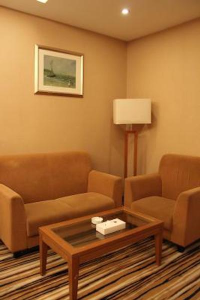 شنزهن ریلو استیشن هتل