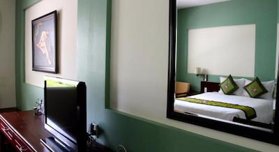 می لان هتل اند رستاورانت