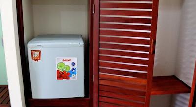 می لان هتل اند رستاورانت