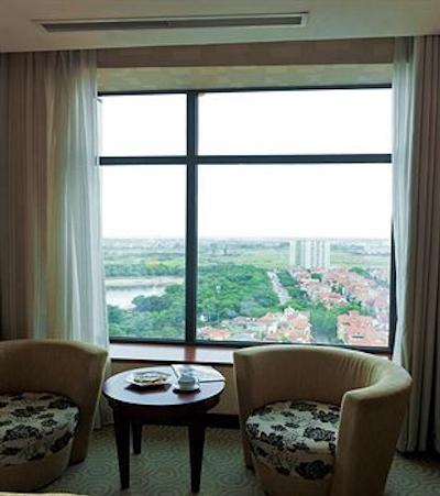 برون بین 2 هتل