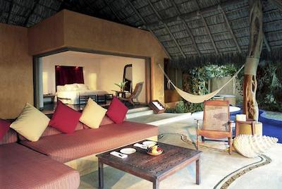 ال تاماریندو بیچ اند گولف ریزرت