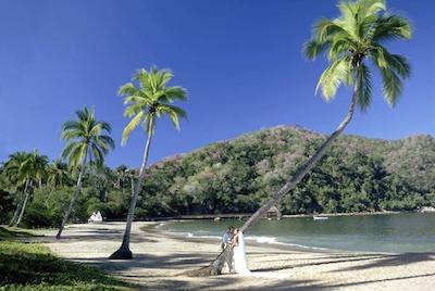 ال تاماریندو بیچ اند گولف ریزرت