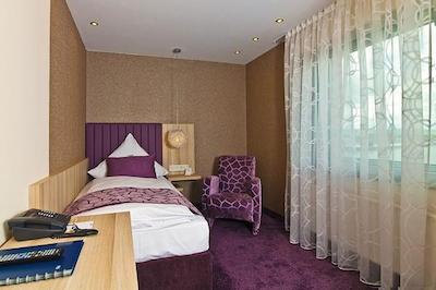 تپ هتل هامر