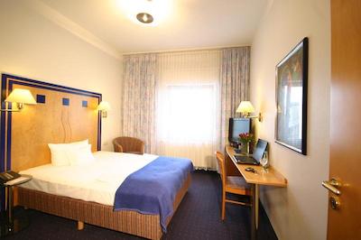 تپ هتل هامر