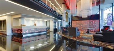 کالاموال هتل سویتز اند کنفرنس سنتر