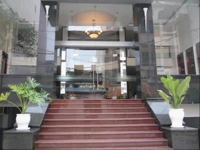 دوک مینه هتل