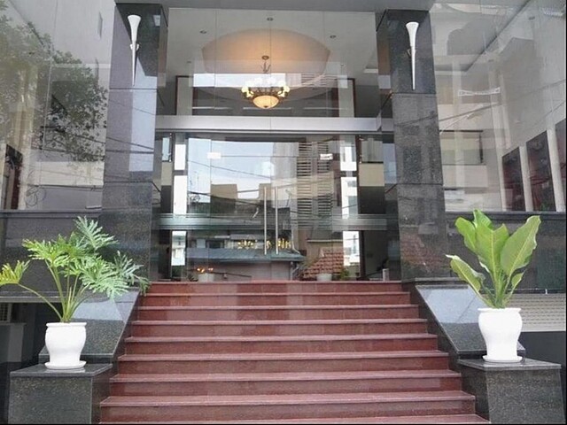 دوک مینه هتل