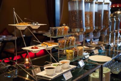 لبوئا ات استیت تاور