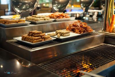 لبوئا ات استیت تاور