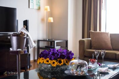 لبوئا ات استیت تاور