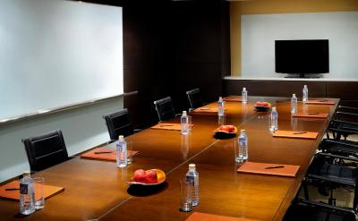 لبوئا ات استیت تاور