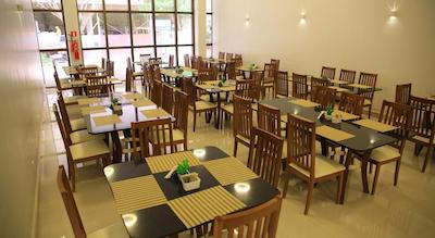 است این هتل