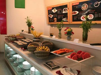 زوری اکسپرز مانگا دوا هتل