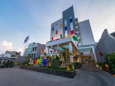 زوری اکسپرز مانگا دوا هتل