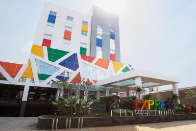 زوری اکسپرز مانگا دوا هتل