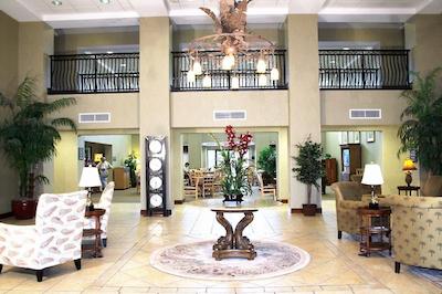 هامپتون این اند سویتز فرت میرز بیچ