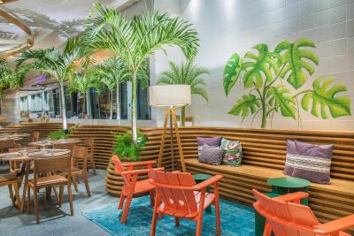 پردیجی هتل سانتز دومنت آیرپرت