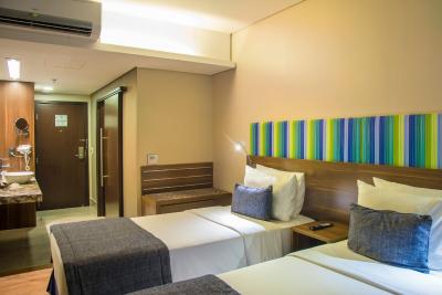 پردیجی هتل سانتز دومنت آیرپرت