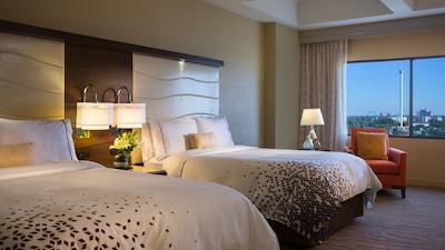 رنیسانس اُرلاندو ریزرت ات اسیورلد