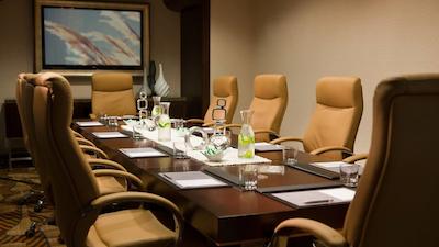 رنیسانس اُرلاندو ریزرت ات اسیورلد