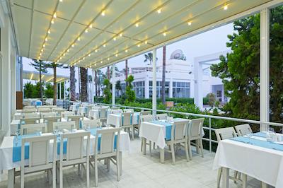 کلوب کاستالیا هالیدی ویلیج