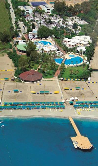 کلوب کاستالیا هالیدی ویلیج