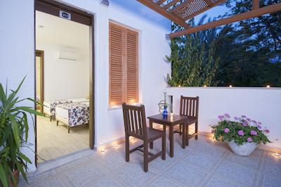 کلوب کاستالیا هالیدی ویلیج