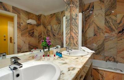 سالز هتل ملاگا سنترو