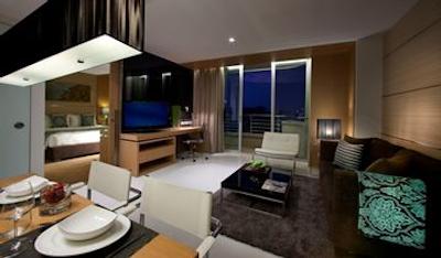 آنانتارا ساتورن بانکوک هتل