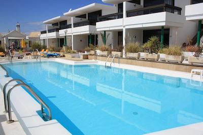 مزارت اپارتمنتز