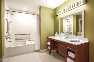 هم2 سویتز بای هیلتون لکسینگتون ونیورسیتی / مدیکال سنتر