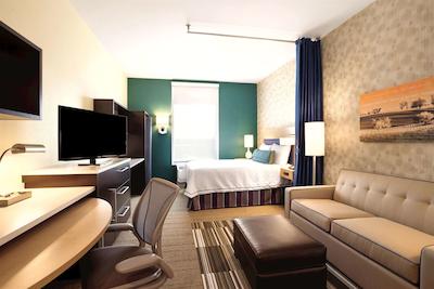 هم2 سویتز بای هیلتون لکسینگتون ونیورسیتی / مدیکال سنتر