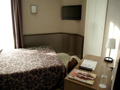 ب اند ب هتل تاراگونا سنترو وربیز